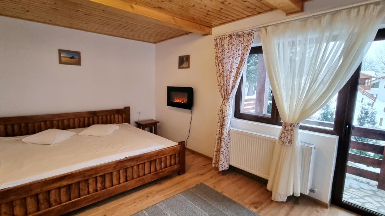 La Vulturi Bed & Breakfast Fundata Exterior foto